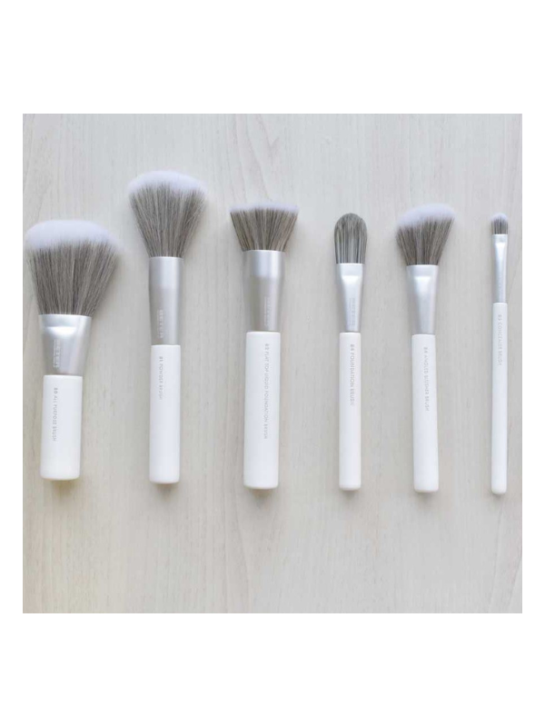 brocha maquillaje fluido